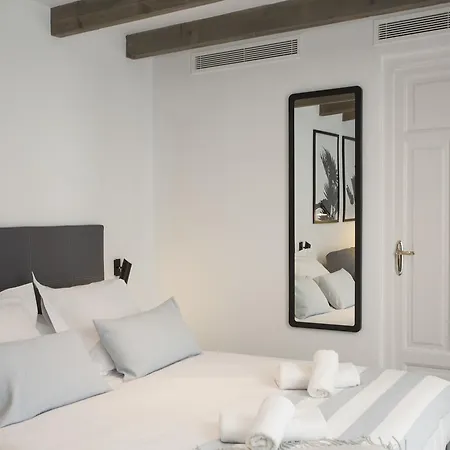 Singularstays Parque Апартаменты Валенсия